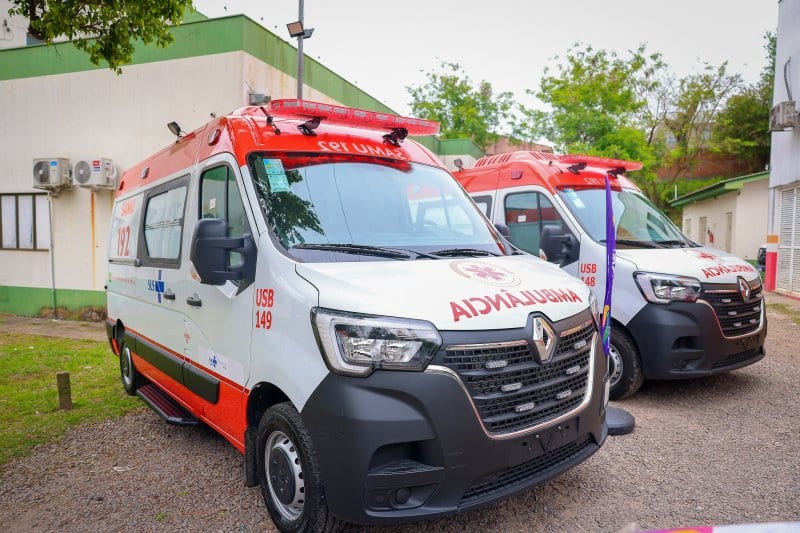 Samu de Santa Maria recebe duas ambulâncias; frota de suporte básico será renovada