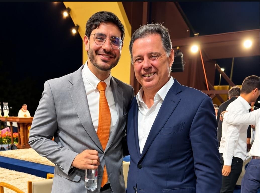 Marconi Perillo prestigia posse de Michel Magul