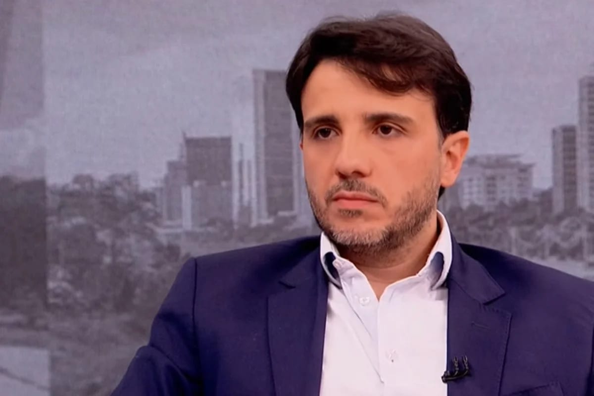Renan publica "último vídeo" após decisão de Toffoli que suspendeu campanha