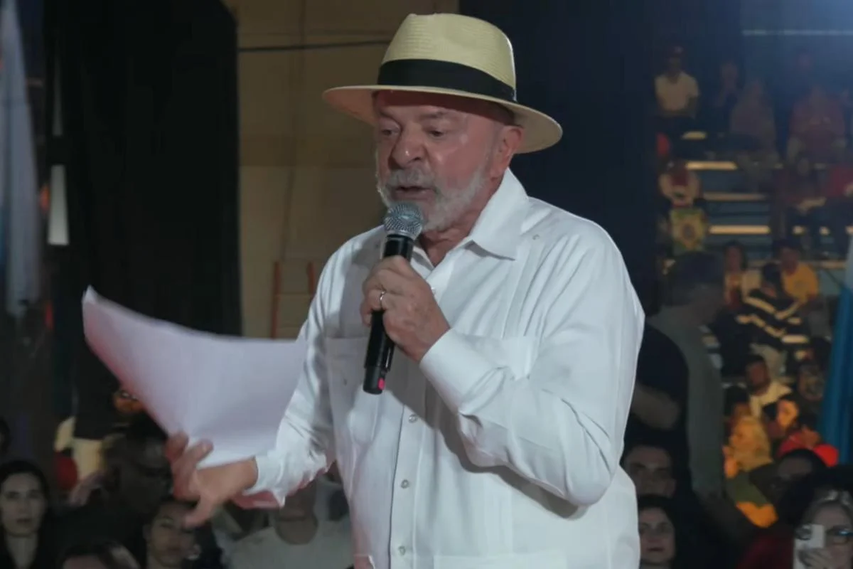 TSE manda governo remover posts pró-Lula em 24 horas