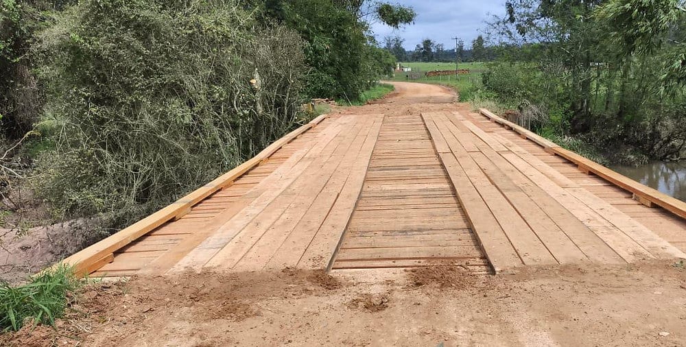 Ponte de madeira da Forqueta em Cachoeira do Sul foi restaurada nos dias 22 e 23/9