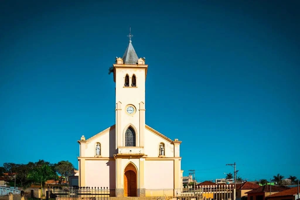 Prefeitura de Tuiuti abre concurso com 11 vagas e cadastro de reserva