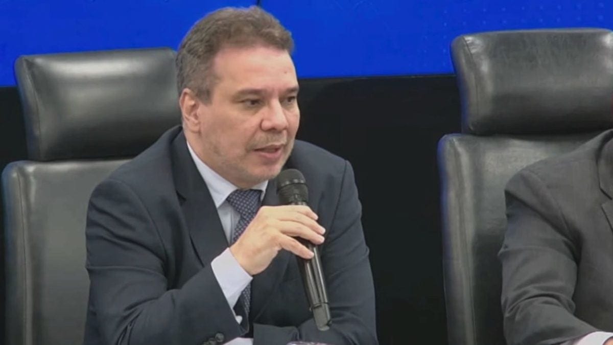 Governo anuncia medidas ao Discord por falhas na proteção de menores