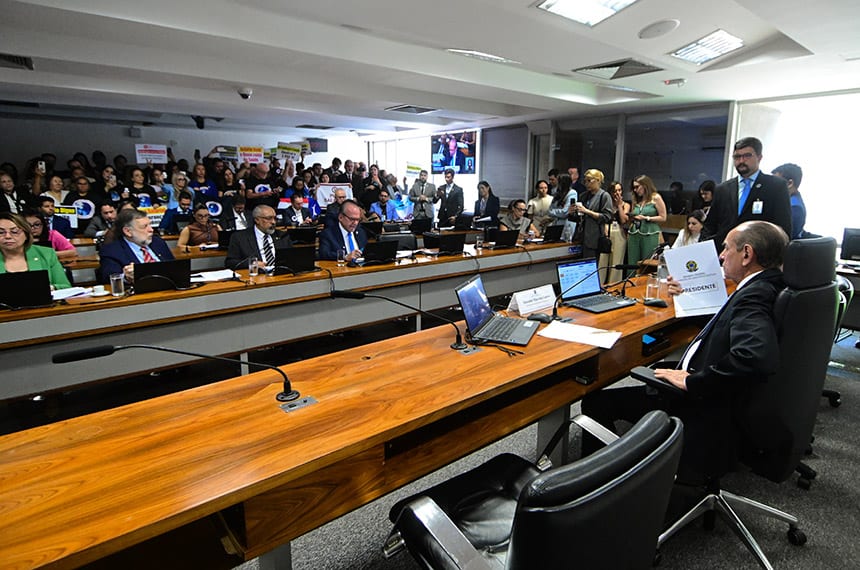 Acessibilidade obrigatória em ambulâncias vai à Câmara