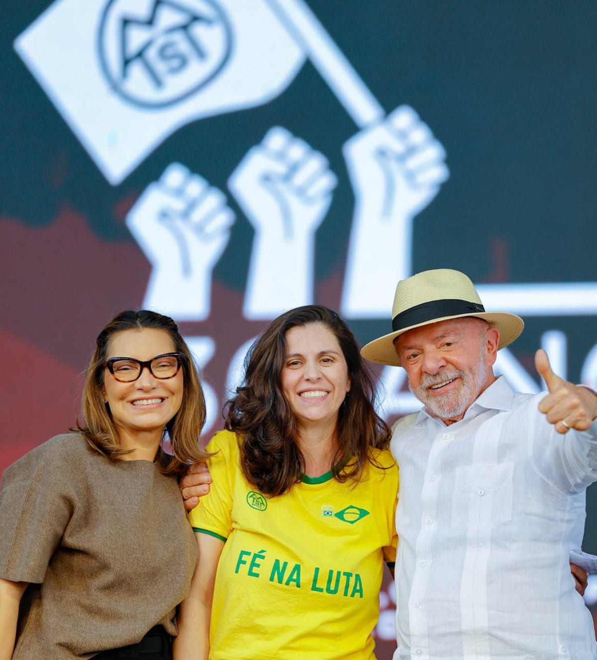 Lula pede ação conjunta contra feminicídio e desigualdade
