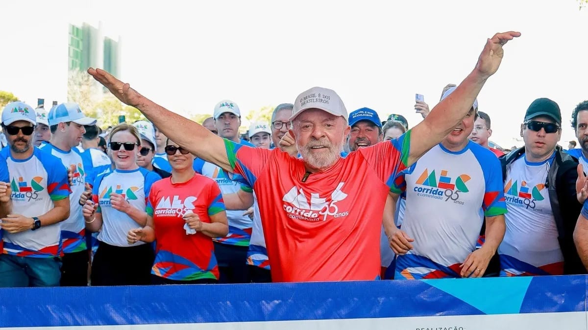Pesquisas indicam uma ‘onda de virada’ da campanha de Lula, afirma cientista política