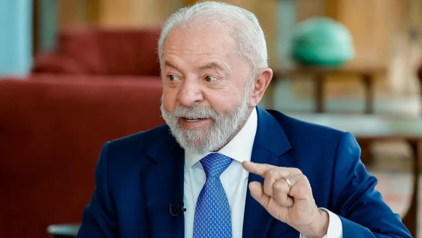Lula articula reunião entre André Mendonça e diretor‑geral da PF