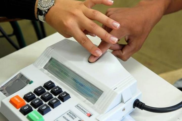 Segundo turno em Passo Fundo tem 70 mil votos para Flávio Bolsonaro e 49 mil para Lula