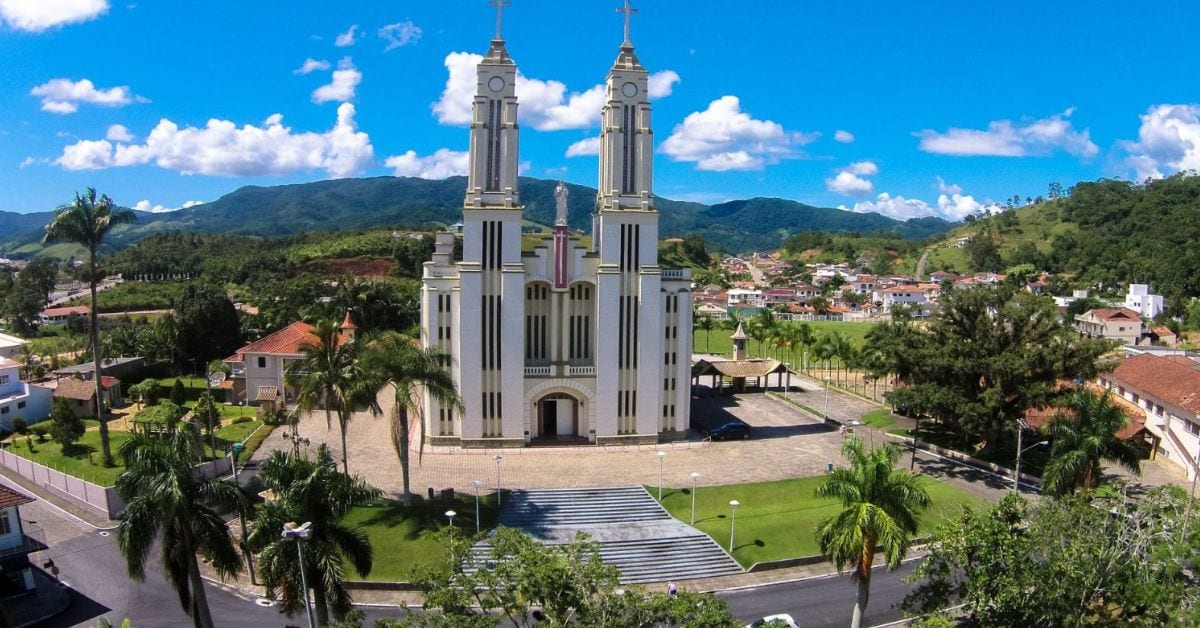 Antônio Carlos decreta emergência após chuva e prejuízo de R$ 1 milhão