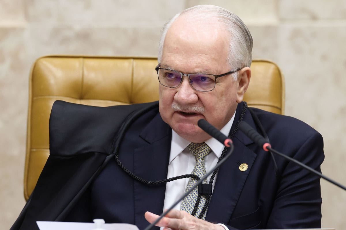 Fachin: democracias podem ruir por 'meios aparentemente legais'