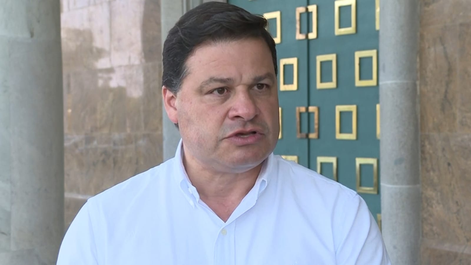 Sandro Alex quer unificar telefones de emergência do Paraná com IA