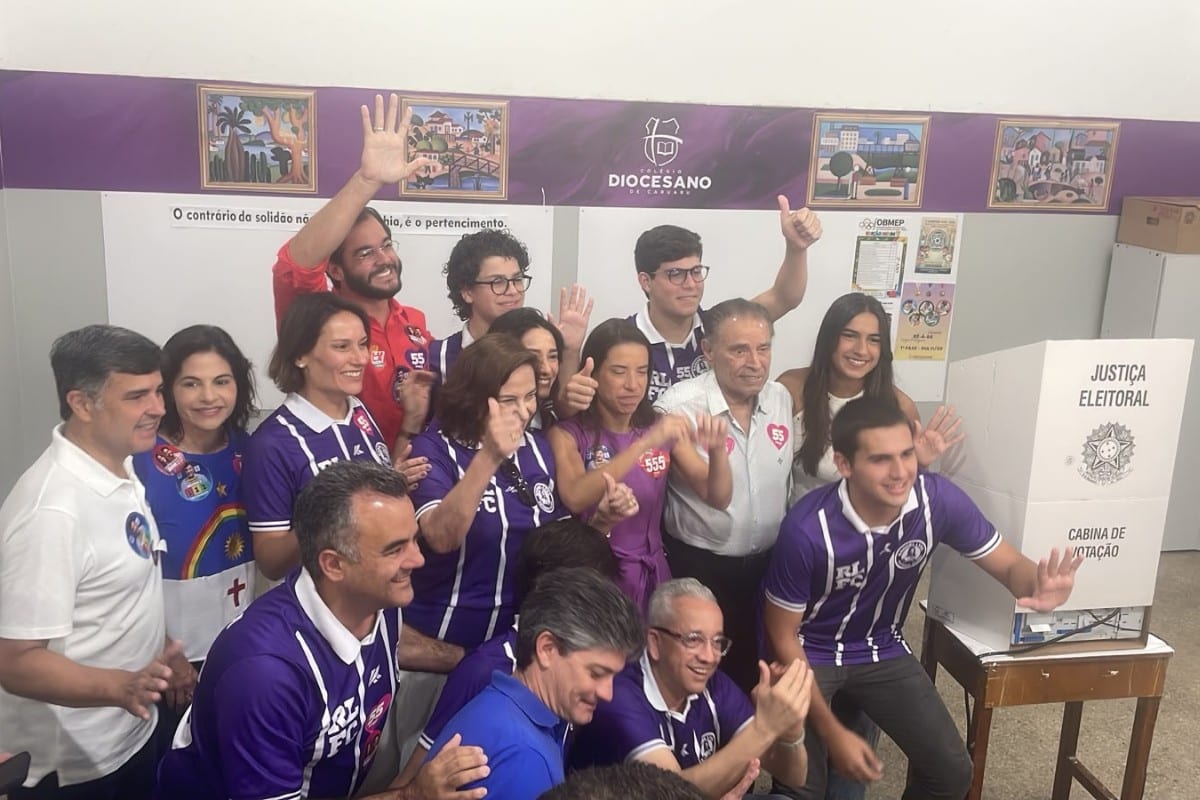 Raquel Lyra (PSD) votou em Caruaru neste domingo (4)
