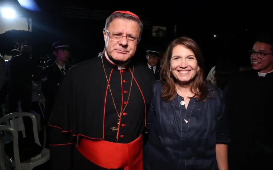 No Senado, Bia Kicis reforça apoio a impeachment de ministros