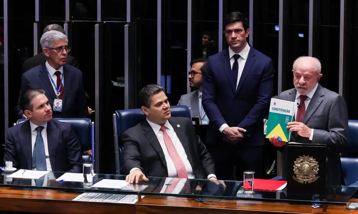 Congresso promulga emenda que garante aposentadoria especial para agentes de saúde