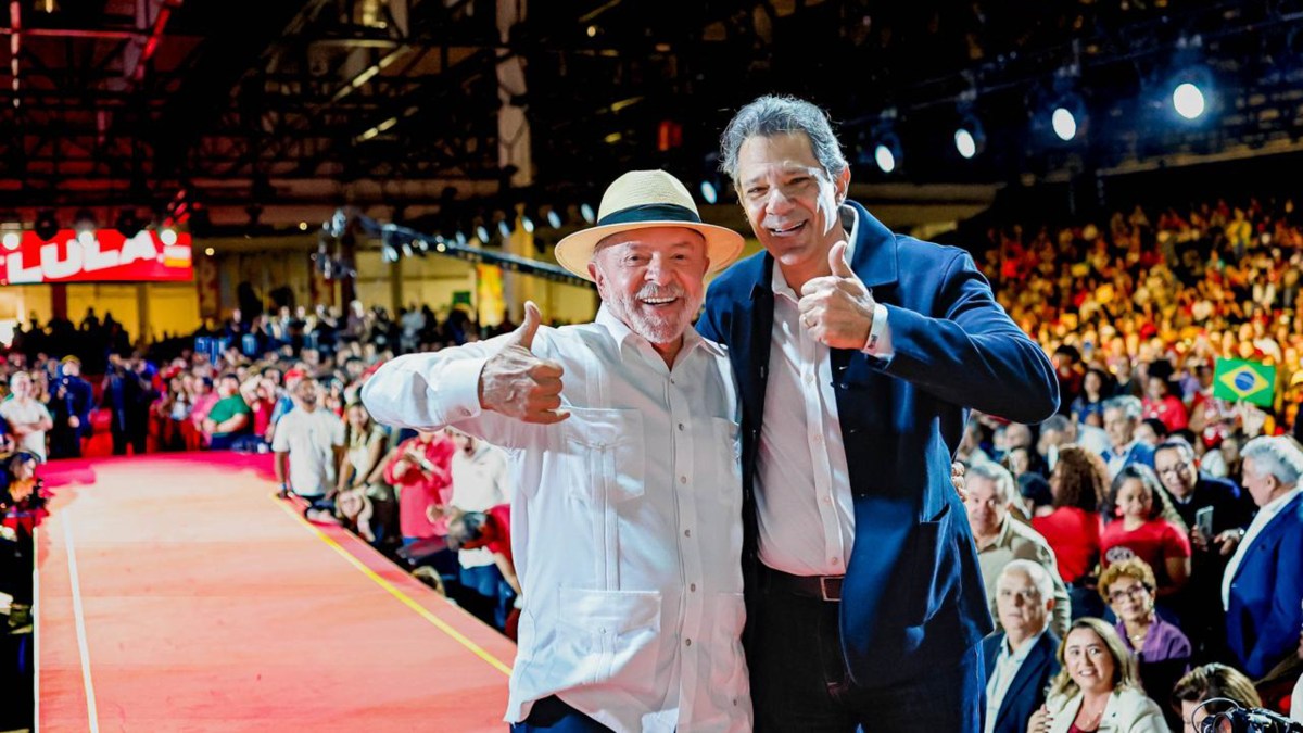 Lula cita Haddad como futuro candidato à Presidência