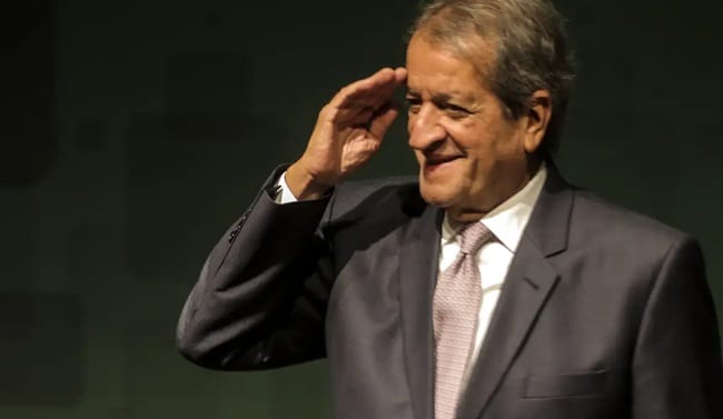 PL reconhece vitória de Lula e adota tom diferente de Flávio sobre o resultado
