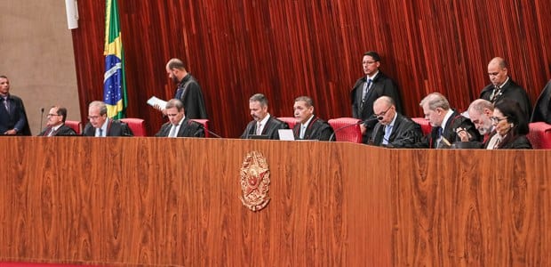 POLÍTICA. Com tempos iguais, recomeça nesta sexta, propaganda de Lula e Flávio no rádio e na TV