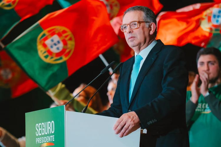 Extrema-direita quer separar famílias de imigrantes; presidente tenta vetar