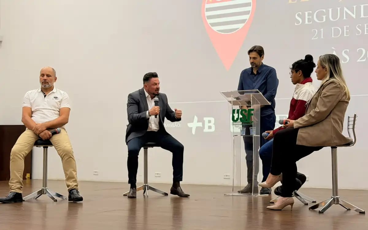Sandro Montanari apresenta propostas em sabatina na USF de Bragança Paulista