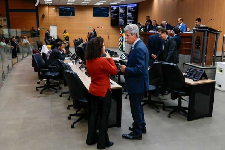 Câmara de Campinas retoma sessões com projetos importantes