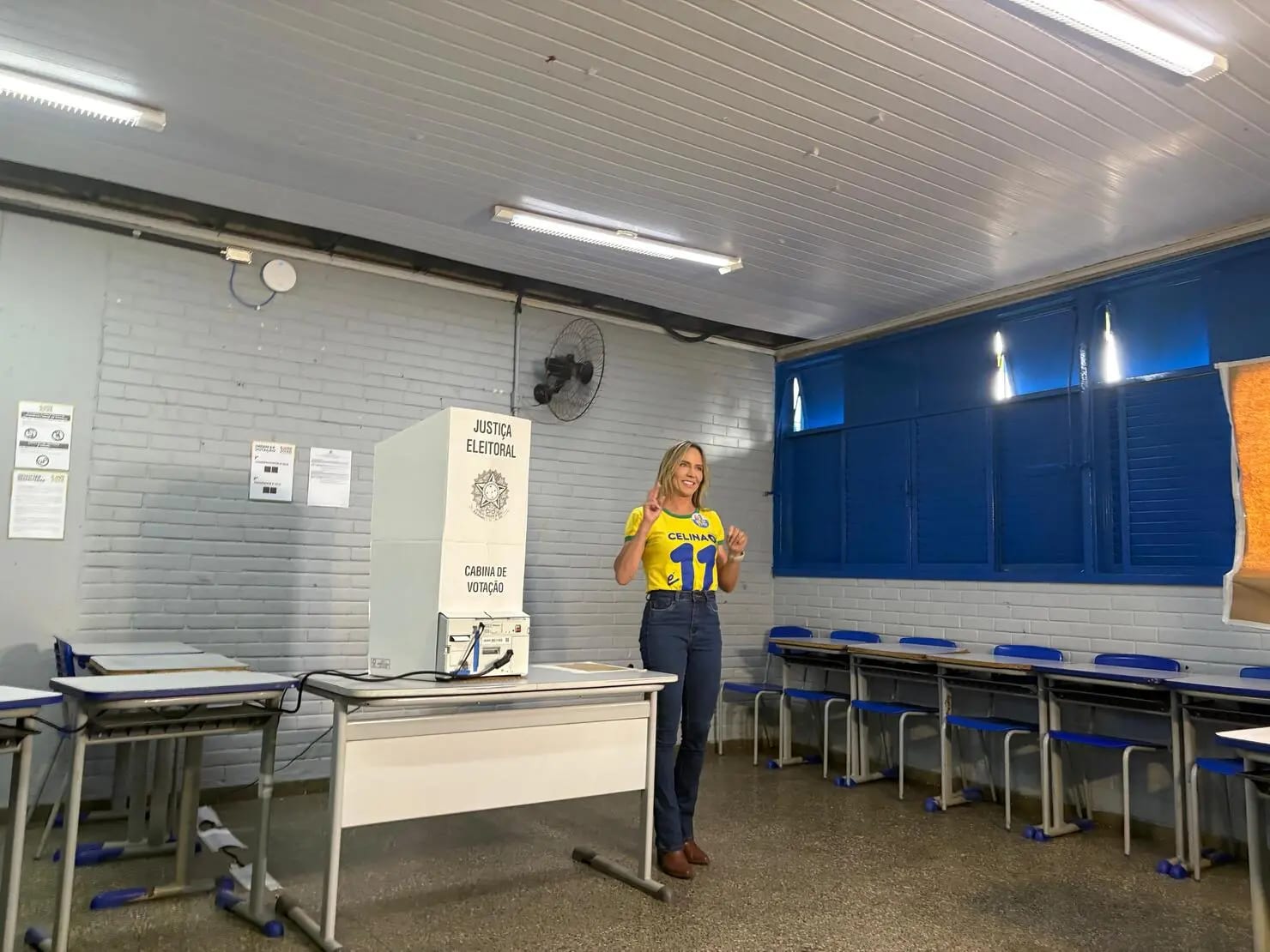 Celina Leão encerra campanha nas urnas e agradece confiança dos eleitores do DF