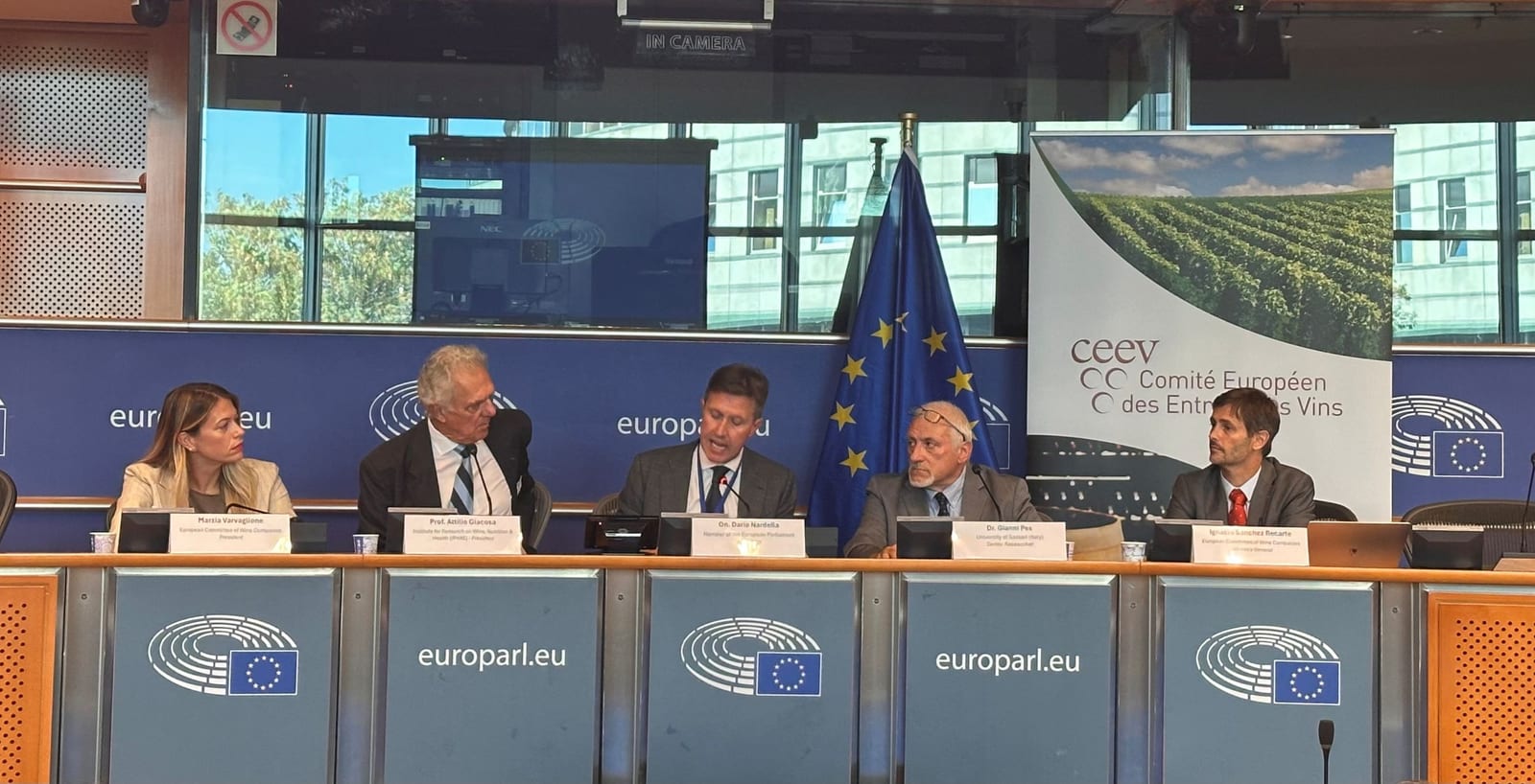Parlamento Europeu avança com alertas de saúde no vinho em semana de debate intenso