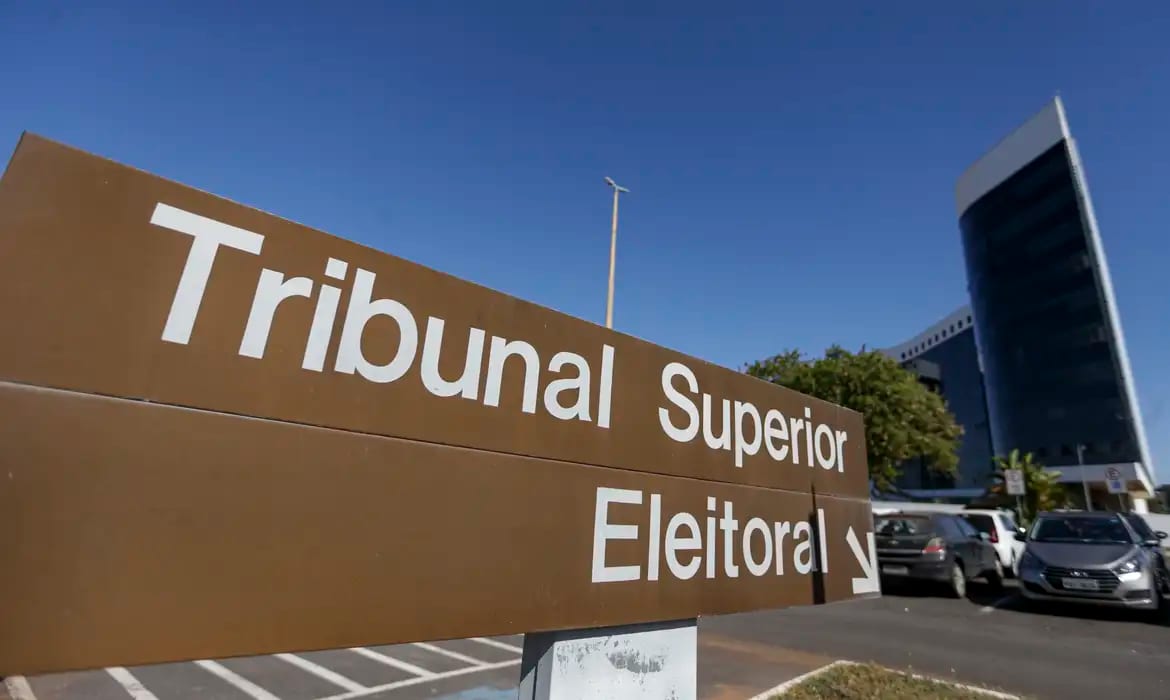 Prazo para pedir voto em trânsito vai até o dia 20 deste mês