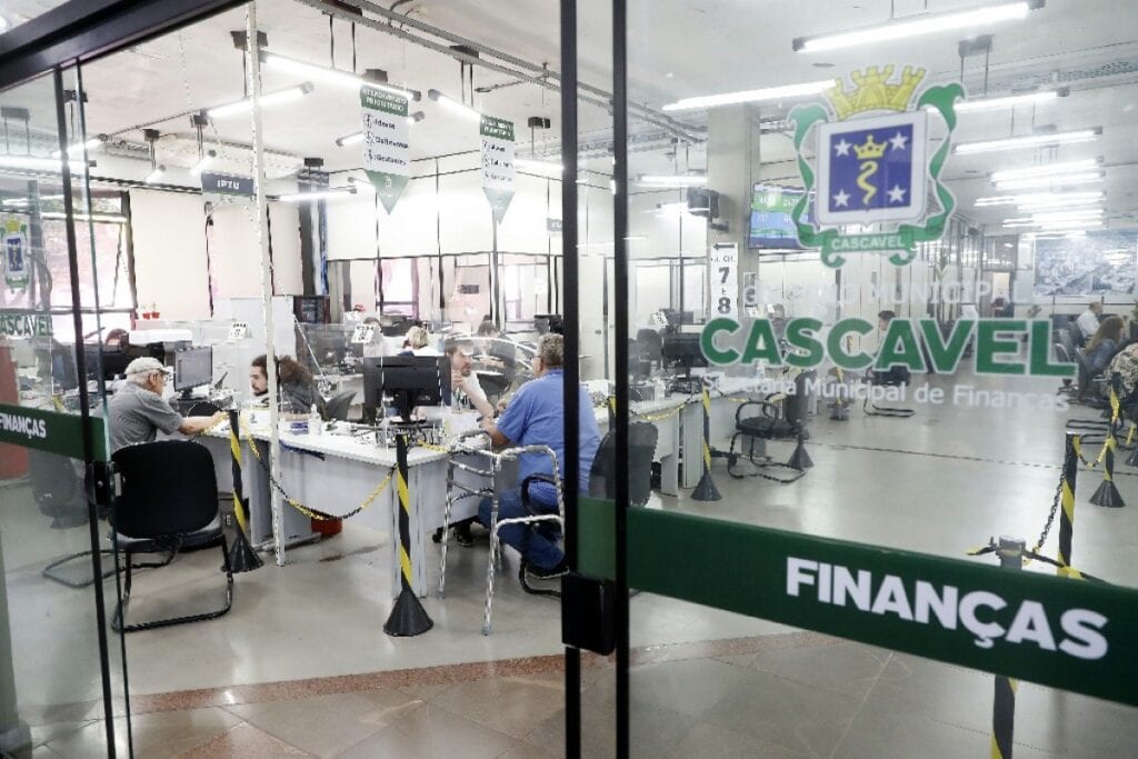 Câmara de Cascavel propõe desconto de até 90% em dívidas municipais