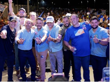 Gipão atrai 3 mil em ato de campanha em Araguaína