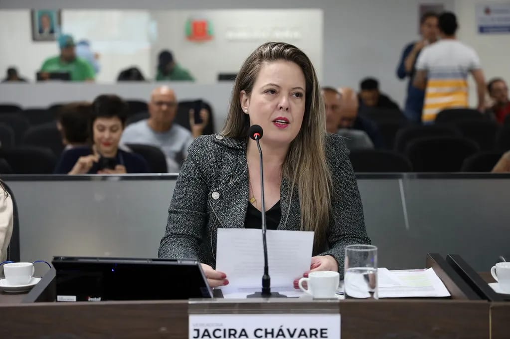 Vereadora Jacira Chávare tem convulsão durante agenda da Câmara em Americana