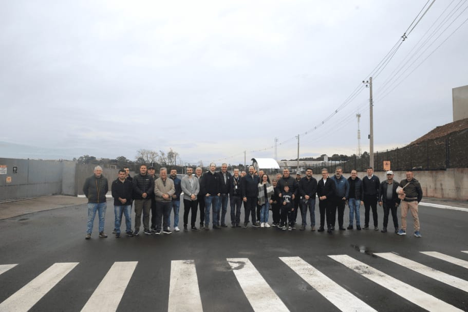 Prefeitura de Farroupilha realiza entrega da pavimentação asfáltica da segunda etapa da Avenida dos Imigrantes