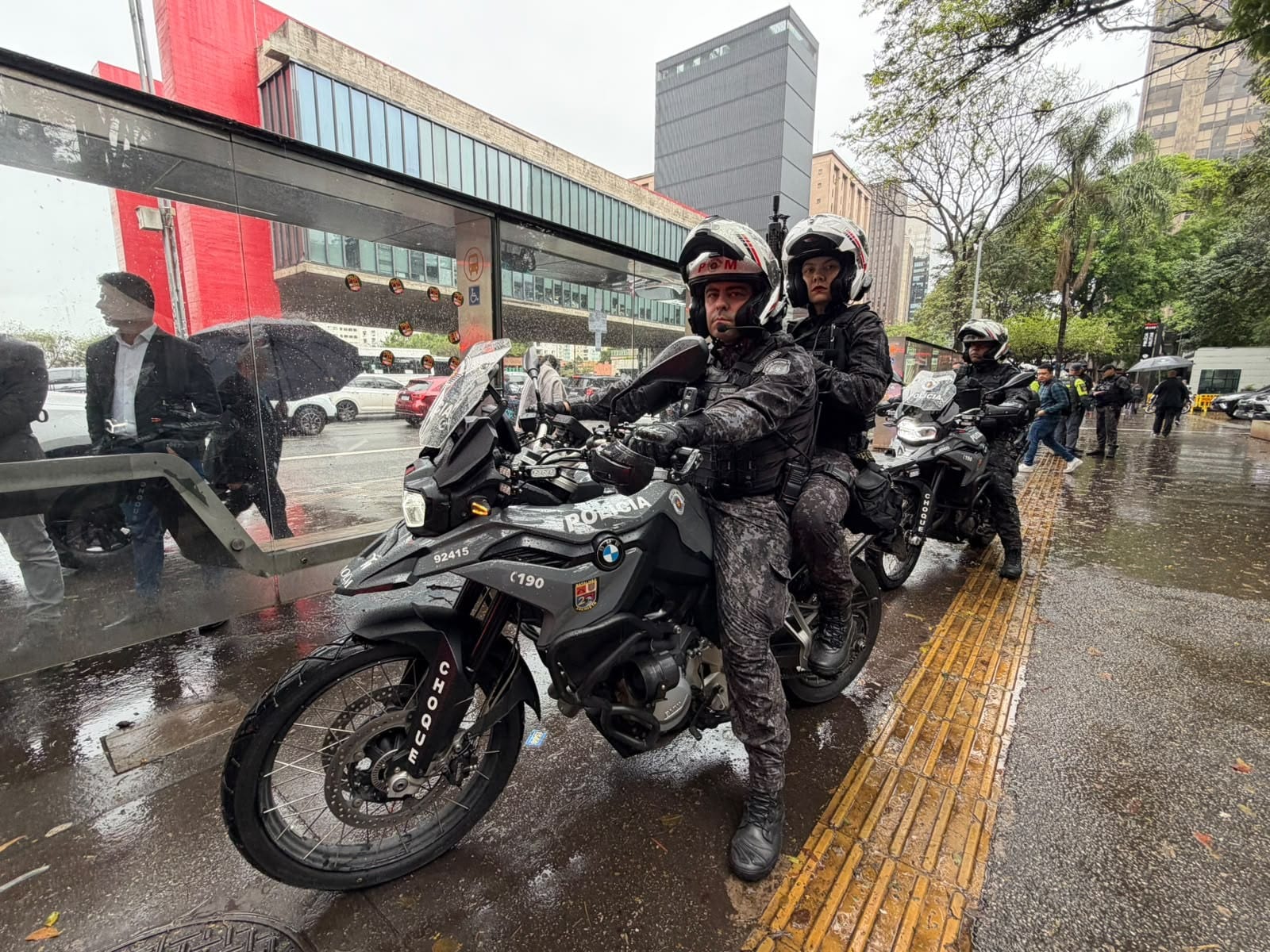 SP lança BRAvO: 250 PMs e 150 motos para combater roubos e furtos
