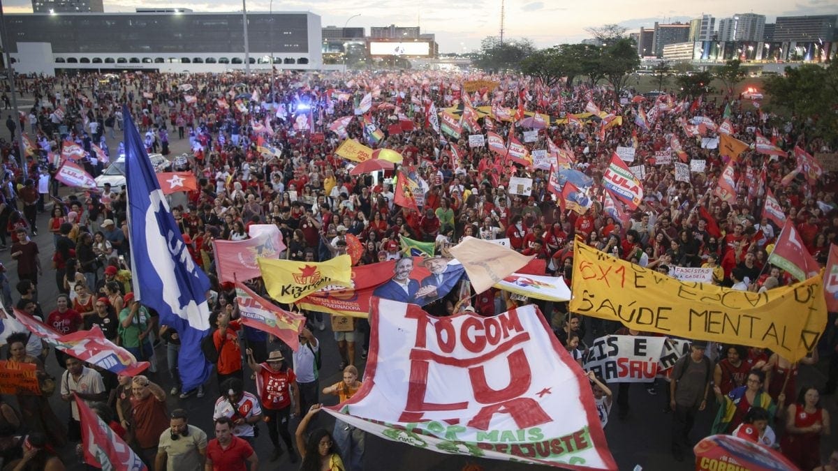 Atos pela virada de Lula enchem ruas em pelo menos 37 cidades