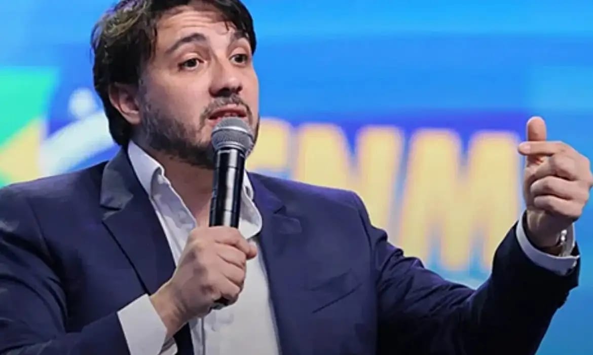 Dias Toffoli libera campanha de Renan Santos pela internet