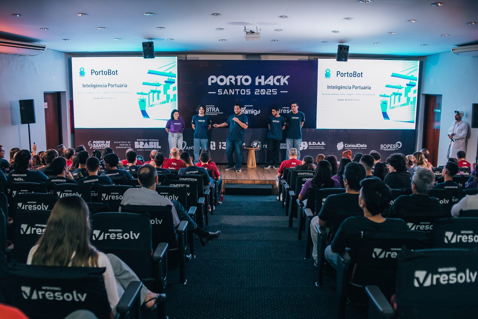 Laboratório de inovação aberta investiga os impactos do novo processo de importação no porto de Santos