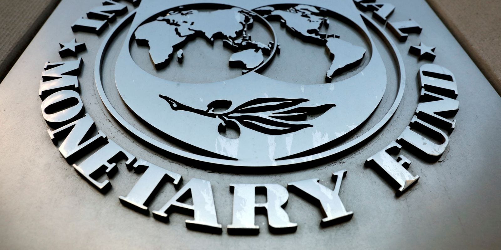 FMI prevê crescimento de 2,2% do PIB do Brasil em 2026