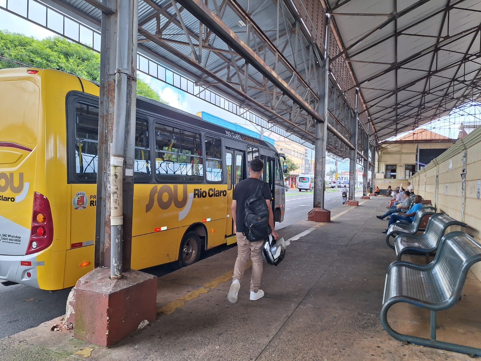 Prefeito Gustavo quer reestruturação do transporte público de Rio Claro