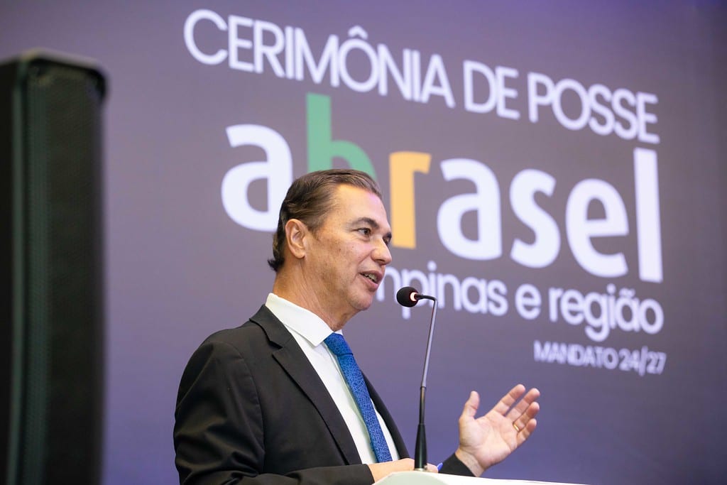 Associação de donos de bares e restaurantes critica fim da escala 6 x 1