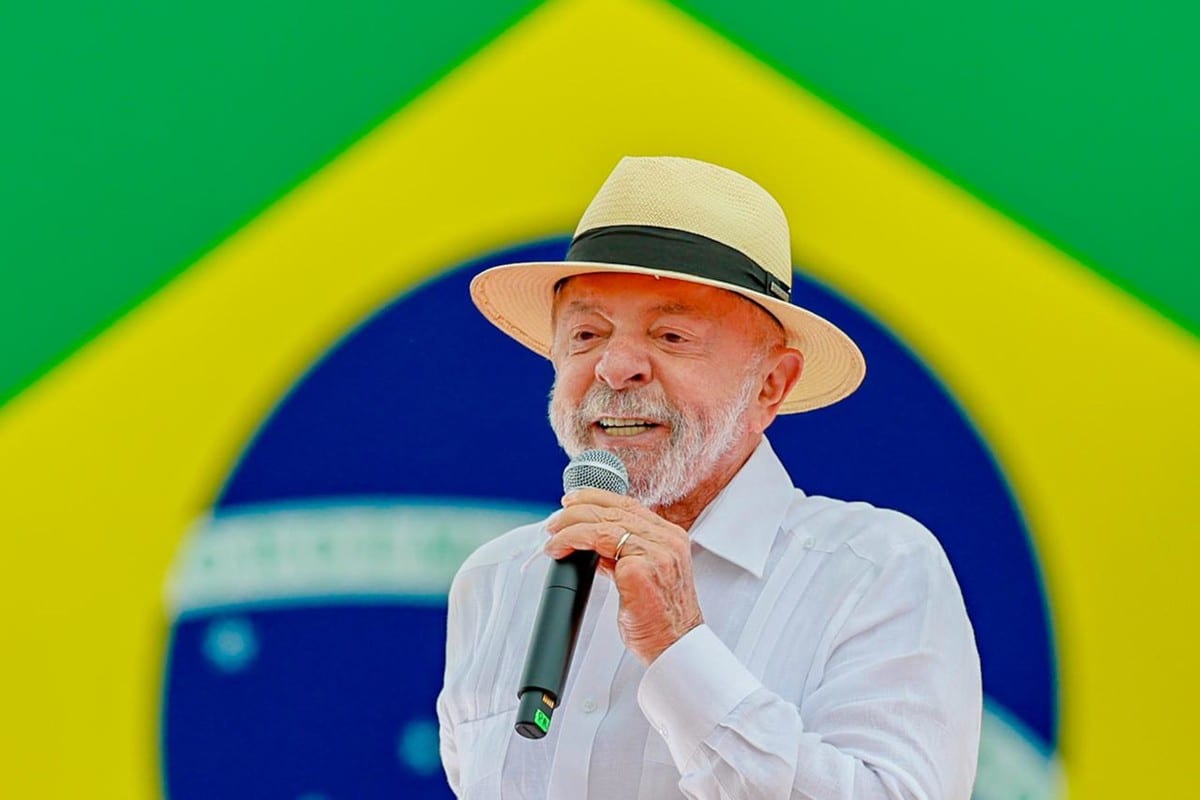 Lula grava áudio para apoiadores, diz que fez 'pausa para hidratação', mas que já está 'pronto para o combate' no 2º tur