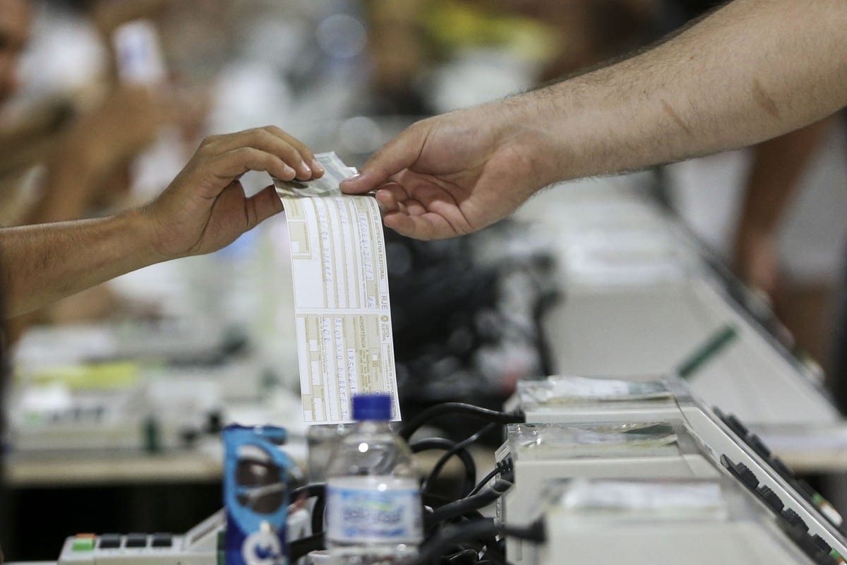 Mais de 30 milhões não votaram no 1º turno: qual o peso deles para Lula e Flávio?