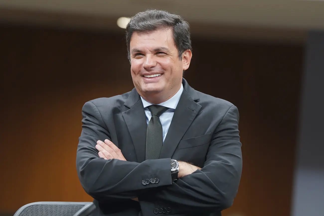 Issy Quinan permanece como superfavorito, mas Virmondes e Talles estão no jogo para presidir a Assembleia