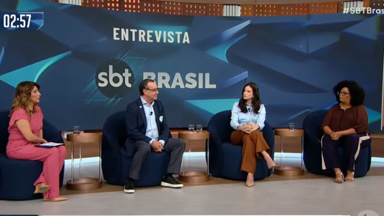 Augusto Cury diz que há "religiosidade política" em torno de Lula e Bolsonaro