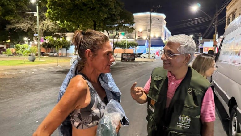 Goiânia: ação noturna atende mais de 100 pessoas em situação de rua