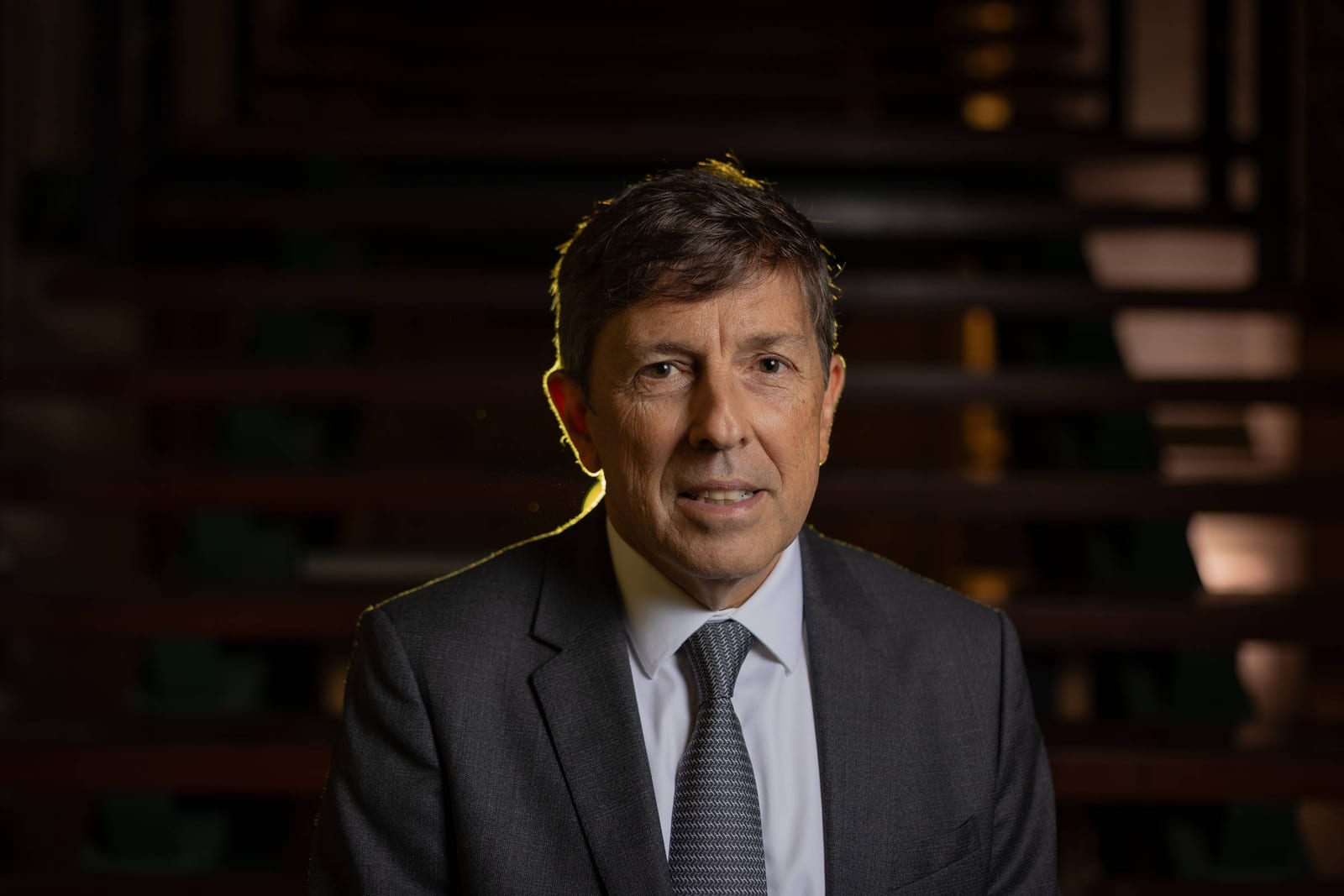'Flávio me preocupa tanto ou mais que pai dele', diz João Amoêdo sobre voto em Lula