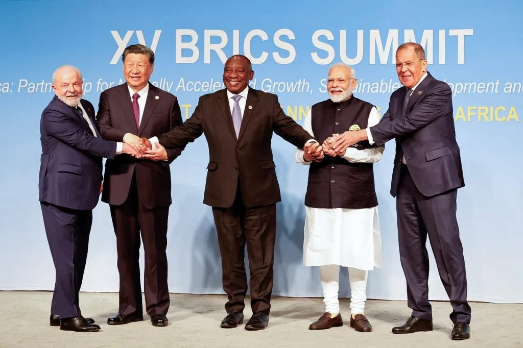 Brics avança com Brics Pay para pagamentos sem dólar