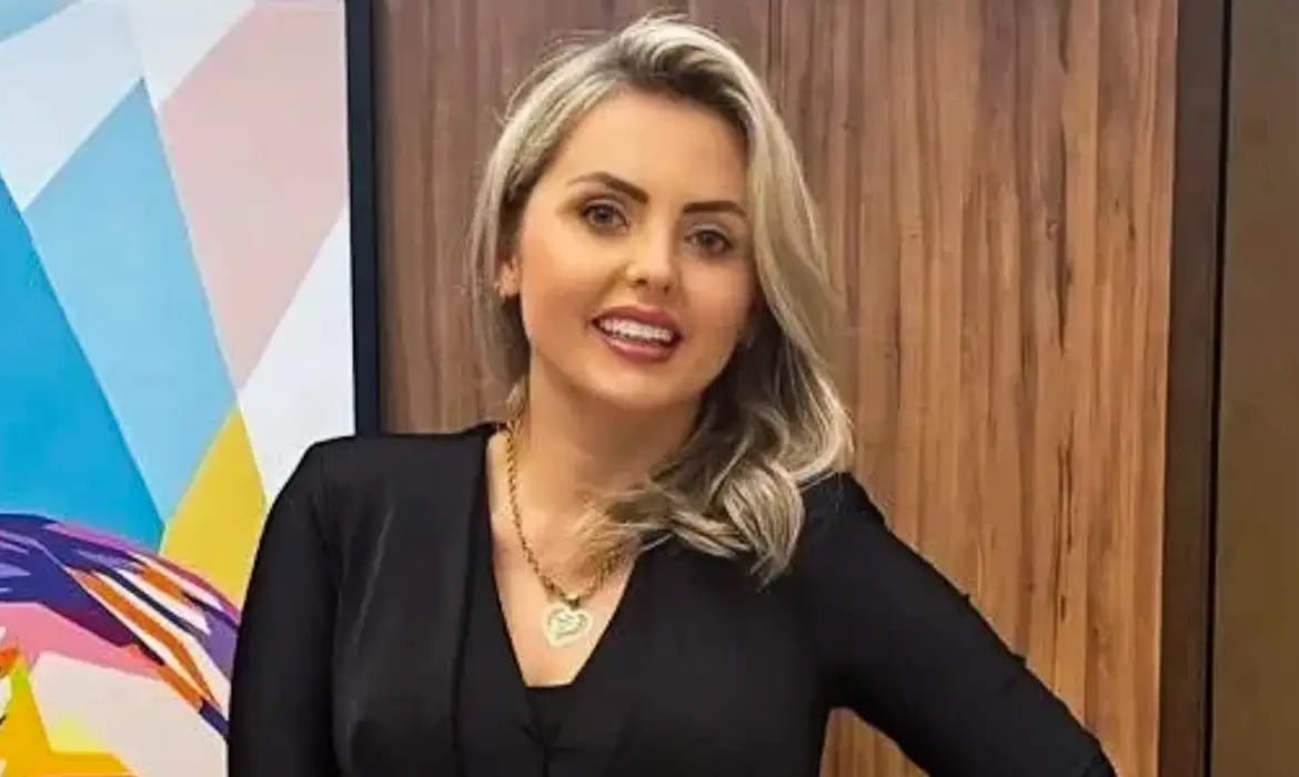 Clariana Barão é candidata do Democracia Cristã à Presidência