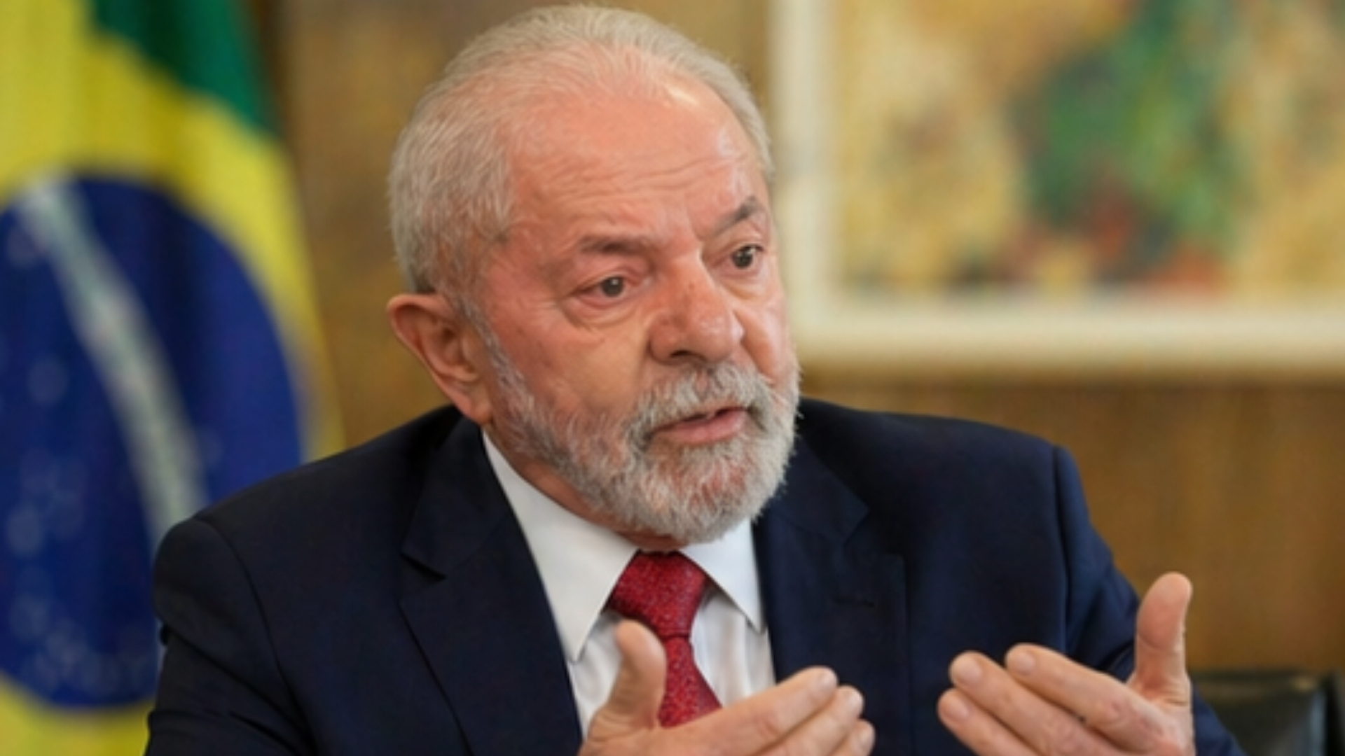 Lula critica poder do Legislativo e fala sobre reeleição