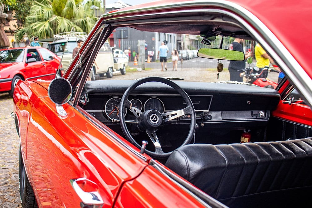 Exposição de carros antigos movimenta Museu do Trem neste sábado em São Leopoldo