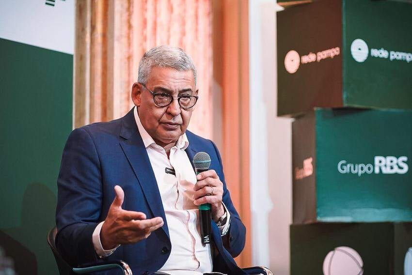 Melo cria grupo para avaliar impactos do fim da escala 6×1