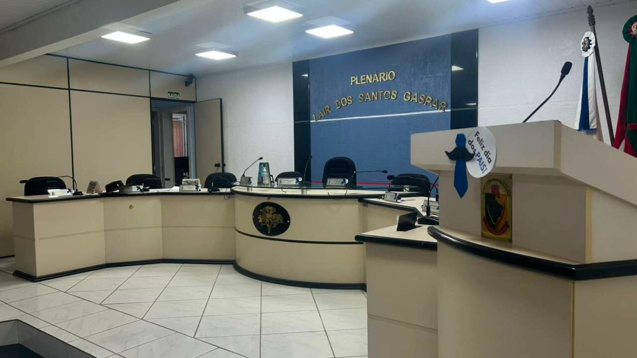 Câmara de Campos Borges aprova projetos e registra vários requerimentos em 9 de setembro
